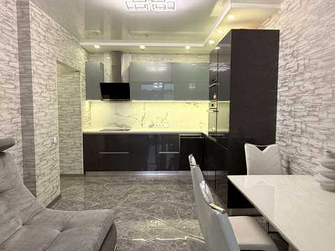 квартира за адресою Салютна вул., 2к6