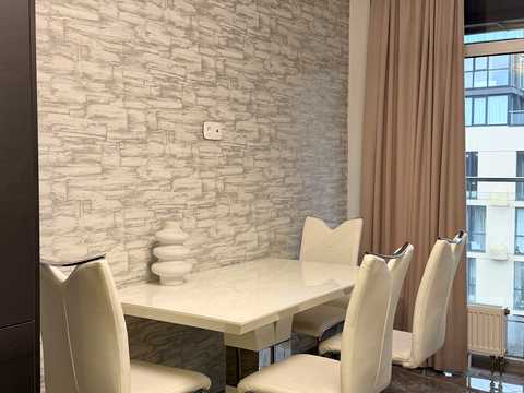 квартира за адресою Салютна вул., 2к6