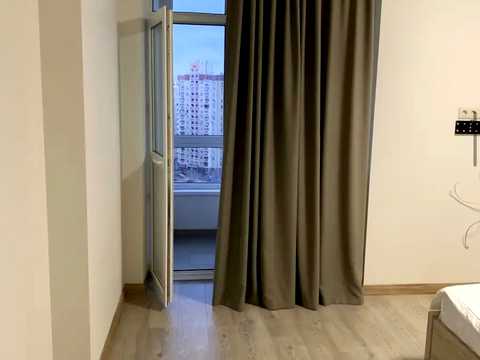 квартира за адресою Анни Ахматової вул., 30