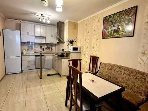 квартира по адресу Бориса Гмыри ул., 3
