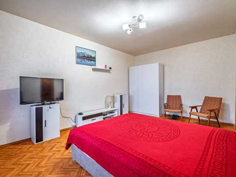 квартира по адресу Героев Днепра ул., 32-А