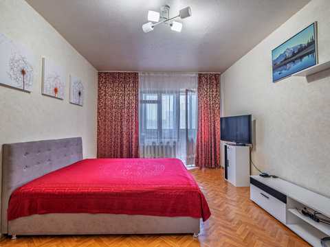 квартира по адресу Героев Днепра ул., 32-А