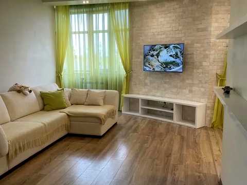 квартира за адресою Героїв Крут вул., 11-Б