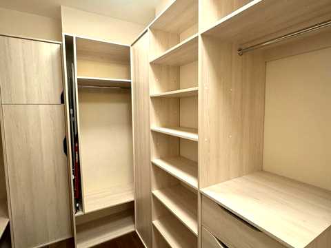 квартира за адресою Джона Маккейна вул. (Івана Кудрі), 26