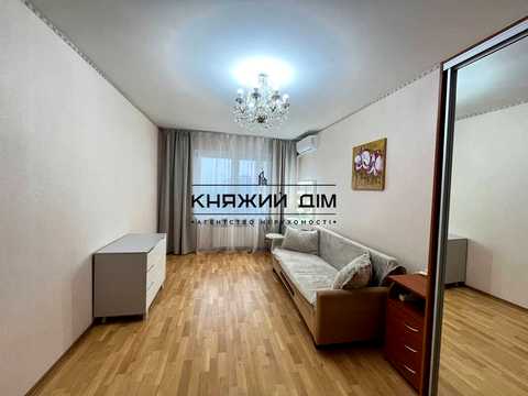 квартира по адресу Елизаветы Чавдар ул., 4