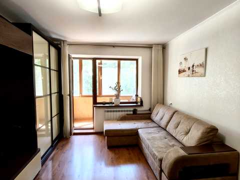 квартира за адресою Семафорна вул., 34