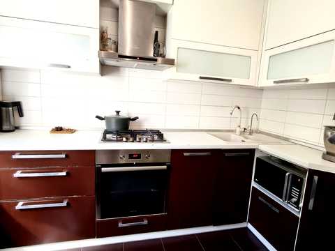 квартира за адресою Семафорна вул., 34