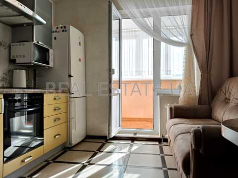 квартира за адресою Київ, Урлівська вул., 34