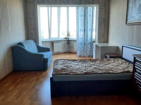 квартира по адресу Хмельницкая ул., 10