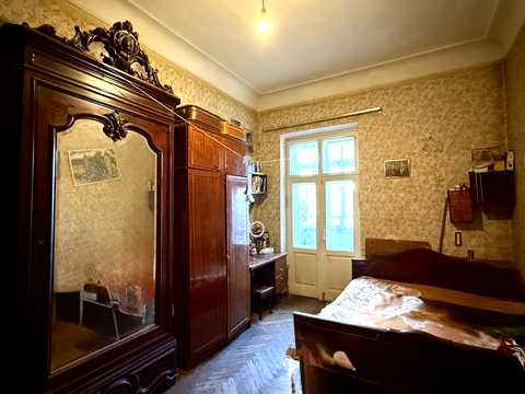 квартира за адресою Садова вул., 19