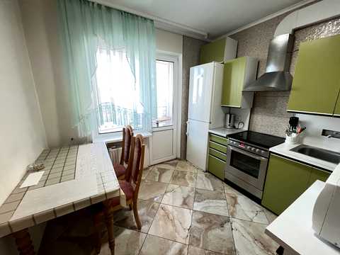 квартира за адресою Бориса Гмирі вул., 12-Б