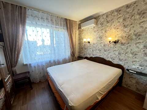 квартира за адресою Бориса Гмирі вул., 12-Б