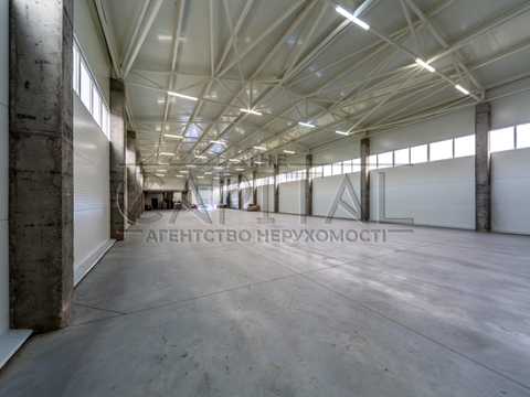 комерційна за адресою Петропавлівська, 1