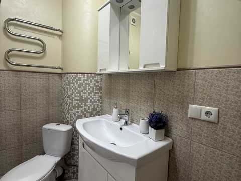 квартира за адресою Миколи Бажана просп., 8-Б