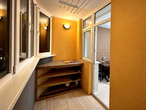 квартира за адресою Сім'ї Кульженків вул. (Петра Дегтяренка), 33