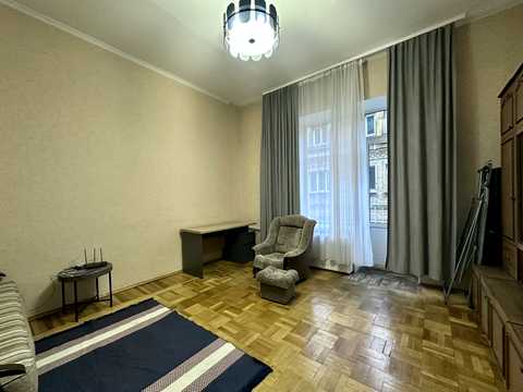 квартира за адресою Спаська вул., 8-Б