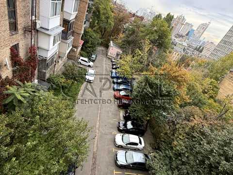 квартира за адресою Бульварно-Кудрявська вул. (Воровського), 39/11