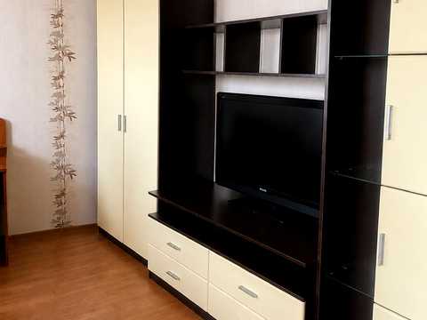 квартира за адресою Автозаводська вул., 99/4