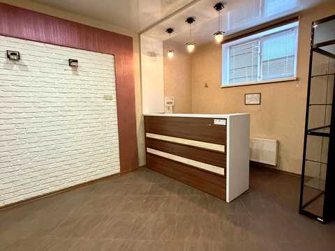 комерційна за адресою Молодіжна вул. (Піонерська), 18