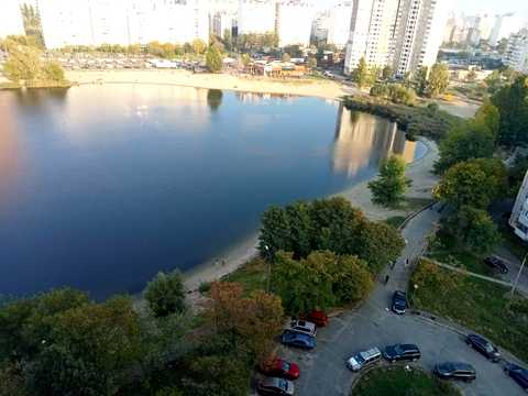 квартира по адресу Драгоманова ул., 3-Б