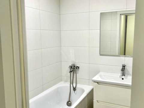 квартира за адресою Михайла Лушпи просп. (Космонавтів), 5 к25