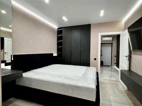 квартира за адресою Співдружності вул., 8