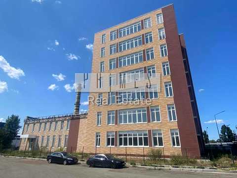 комерційна за адресою Лугова вул., 13