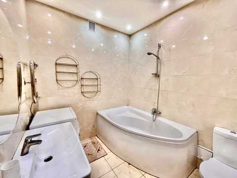квартира за адресою Європейська вул. (Карла Маркса), 21