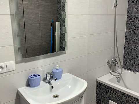 квартира за адресою Центральна вул., 21-Б