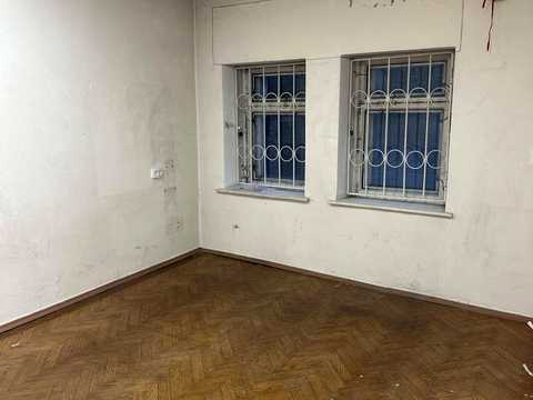 комерційна за адресою Олександра Кониського вул., 80
