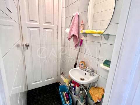комерційна за адресою Басейна вул., 15