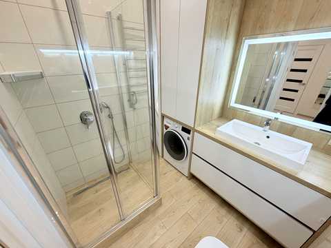 квартира за адресою Юнацька вул., 10