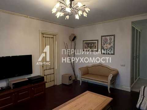 квартира за адресою Академіка Корольова вул., 24