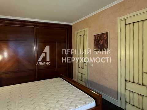 квартира за адресою Академіка Корольова вул., 24