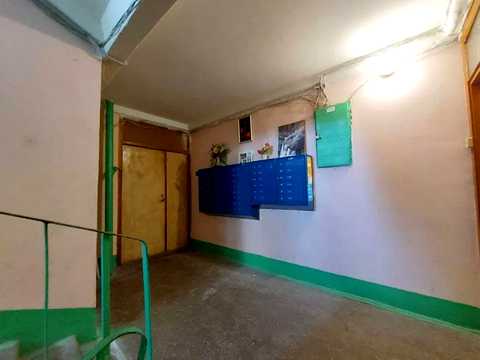 квартира за адресою Київ, Автозаводська вул., 41