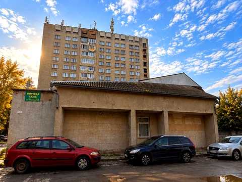 комерційна за адресою Гната Хоткевича вул., 44-Д