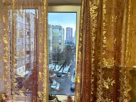 квартира по адресу Ревуцкого ул., 25