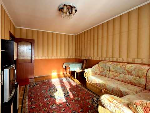 квартира по адресу Ревуцкого ул., 25