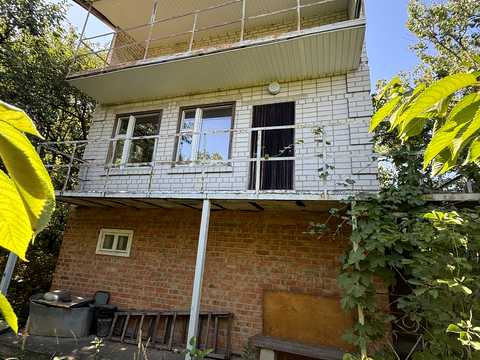 будинок за адресою с. Волоське, Садова