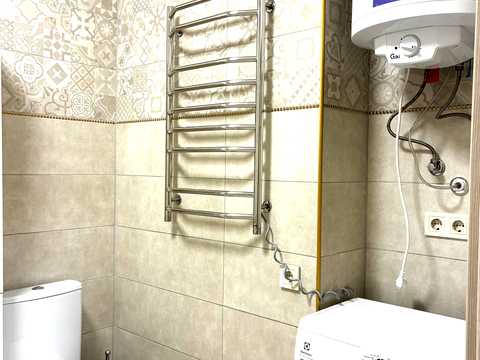 квартира за адресою Ревуцького вул., 40-Г