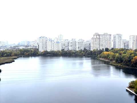 квартира за адресою Ревуцького вул., 40-Г