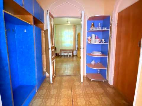 будинок за адресою с. Шкарівка, Центральна