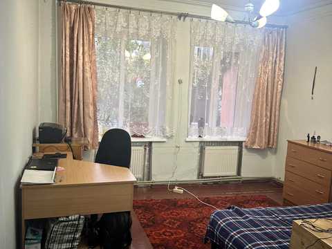 квартира за адресою Соняшникова вул., 12