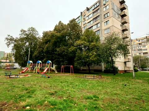 квартира за адресою Симиренка вул., 14-Б