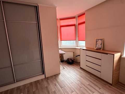 квартира за адресою Разумовська вул., 10/12
