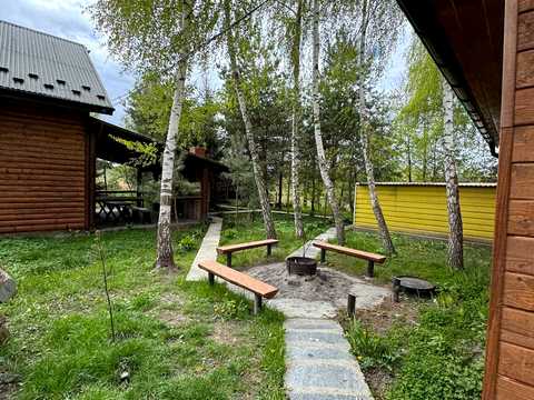 комерційна за адресою Равська вул., 1