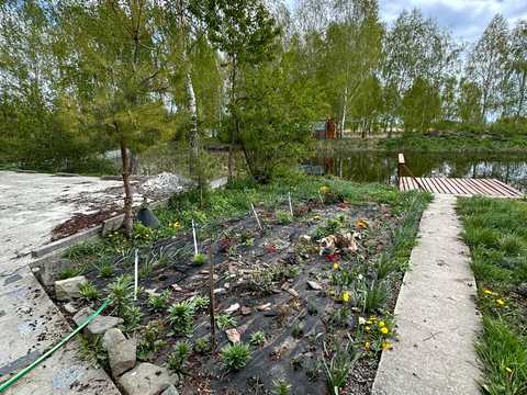 комерційна за адресою Равська вул., 1