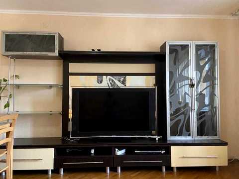 квартира за адресою Домбровського вул., 31