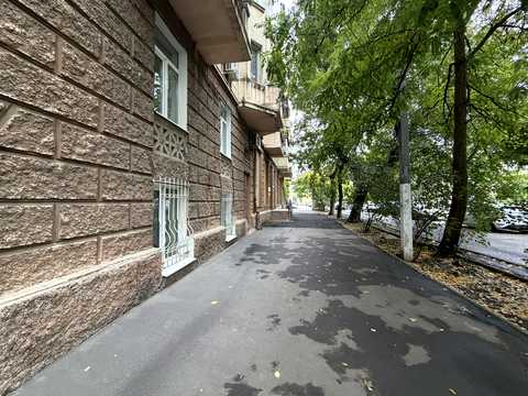 квартира по адресу Утёсова ул., 13