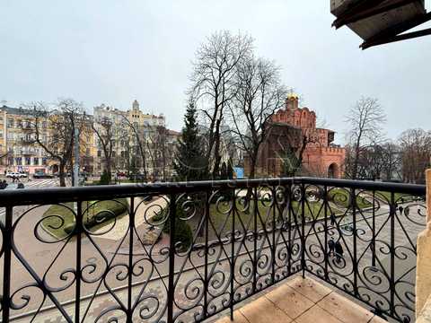 квартира по адресу Лисенка ул., 1